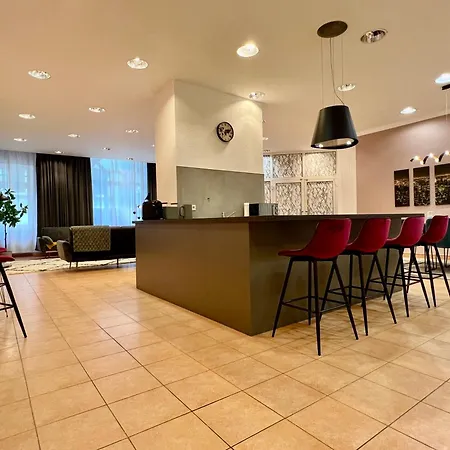 Vonmos * トラーベン・トラールバッハ